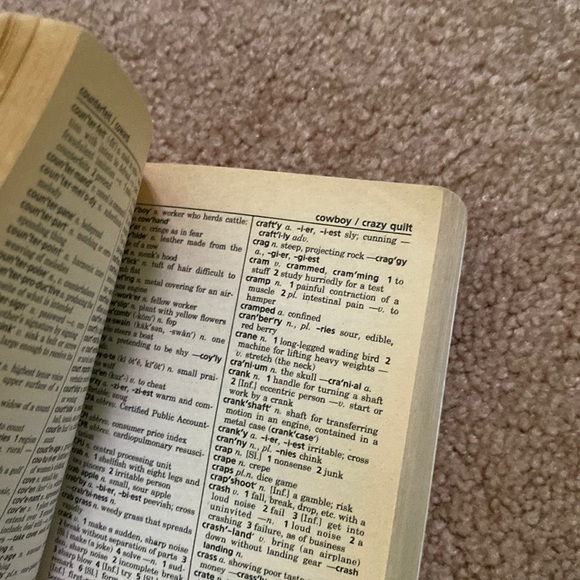 Webster’s New World Pocket Dictionary - Picture 2 of 3